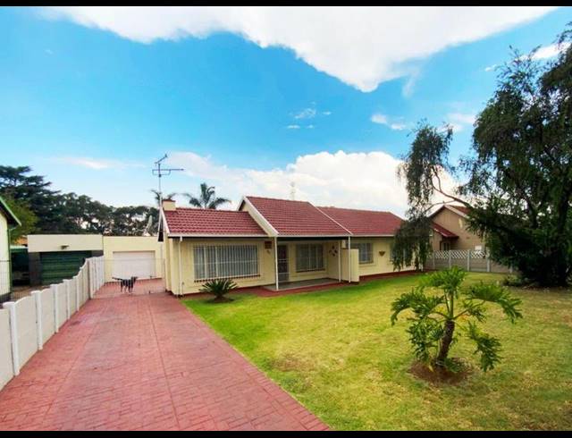 3 BEDROOM HOUSE FOR SALE IN DINWIDDIE